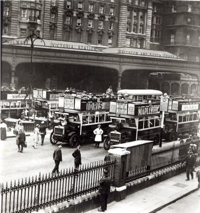 Gare Victoria, années 1920 - English Photographer